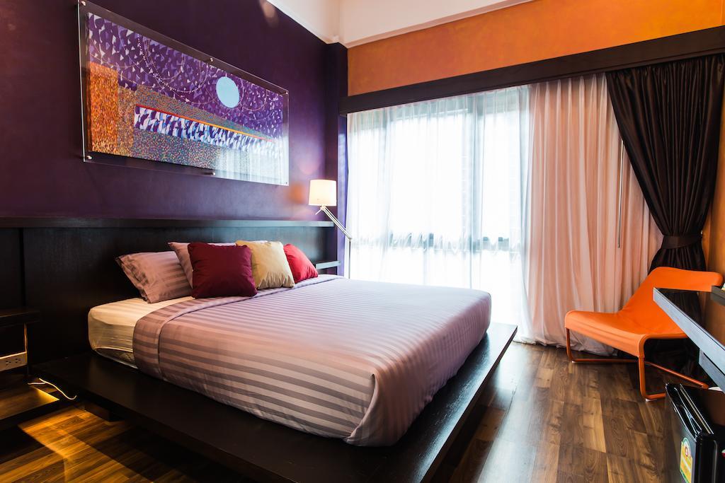 Third Rock Hostel Bangkok Dış mekan fotoğraf